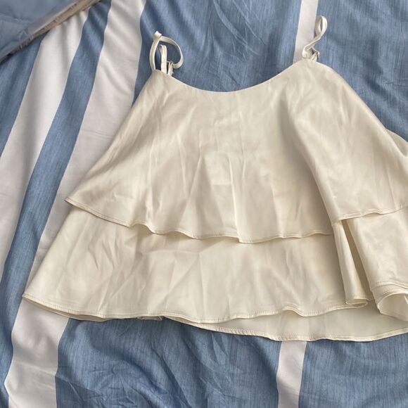 Silky camisole spaghetti adj strap cream 2 tiered top - Picture 3 of 9